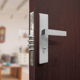 Combo-Cerradura-Bari-con-Placa-YALE (2)